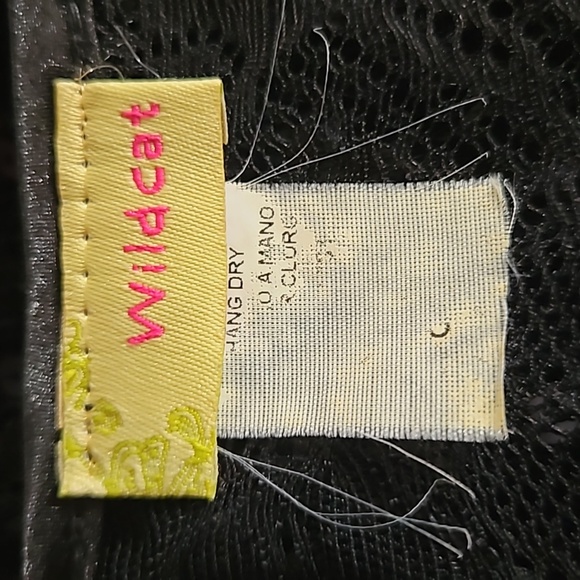 Wildcat Lace and Sequin Sleeveless Dress - Picture 6 of 6